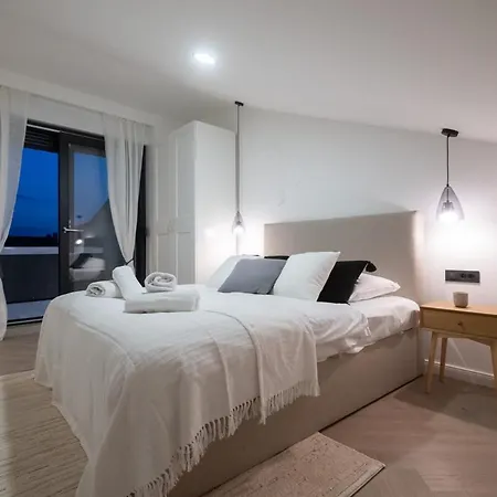 Apartment Luxury Rooftop Duplex *