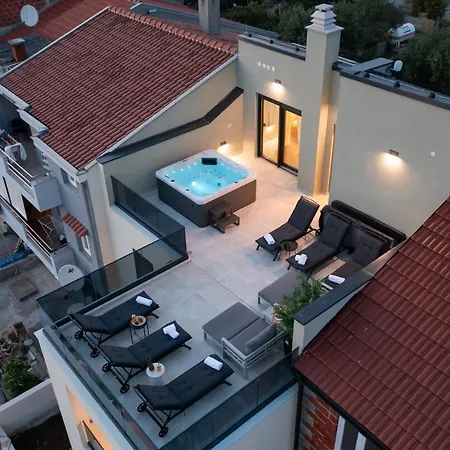 Luxury Rooftop Duplex * Zadar